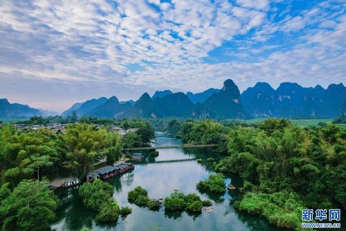 廣西大新 觀山嶼連漣 賞鮮花怒放