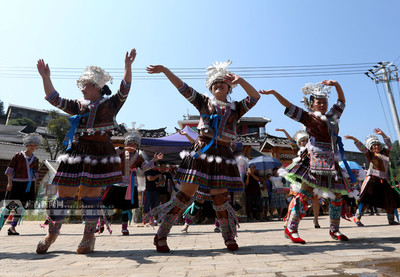 高清:融安舉行六月六"鬧魚節(jié)"